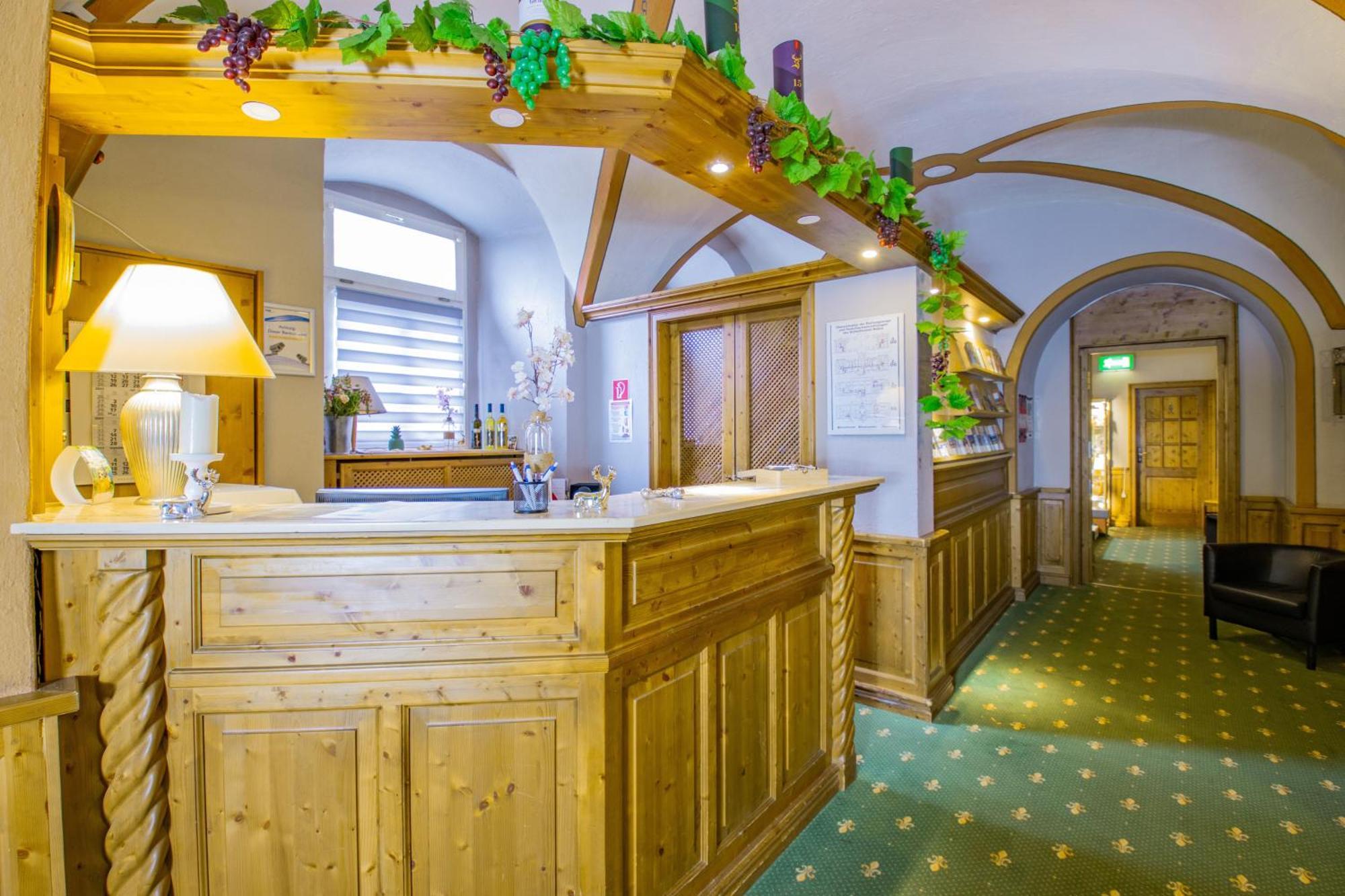 Hotel Schloss Nebra Esterno foto