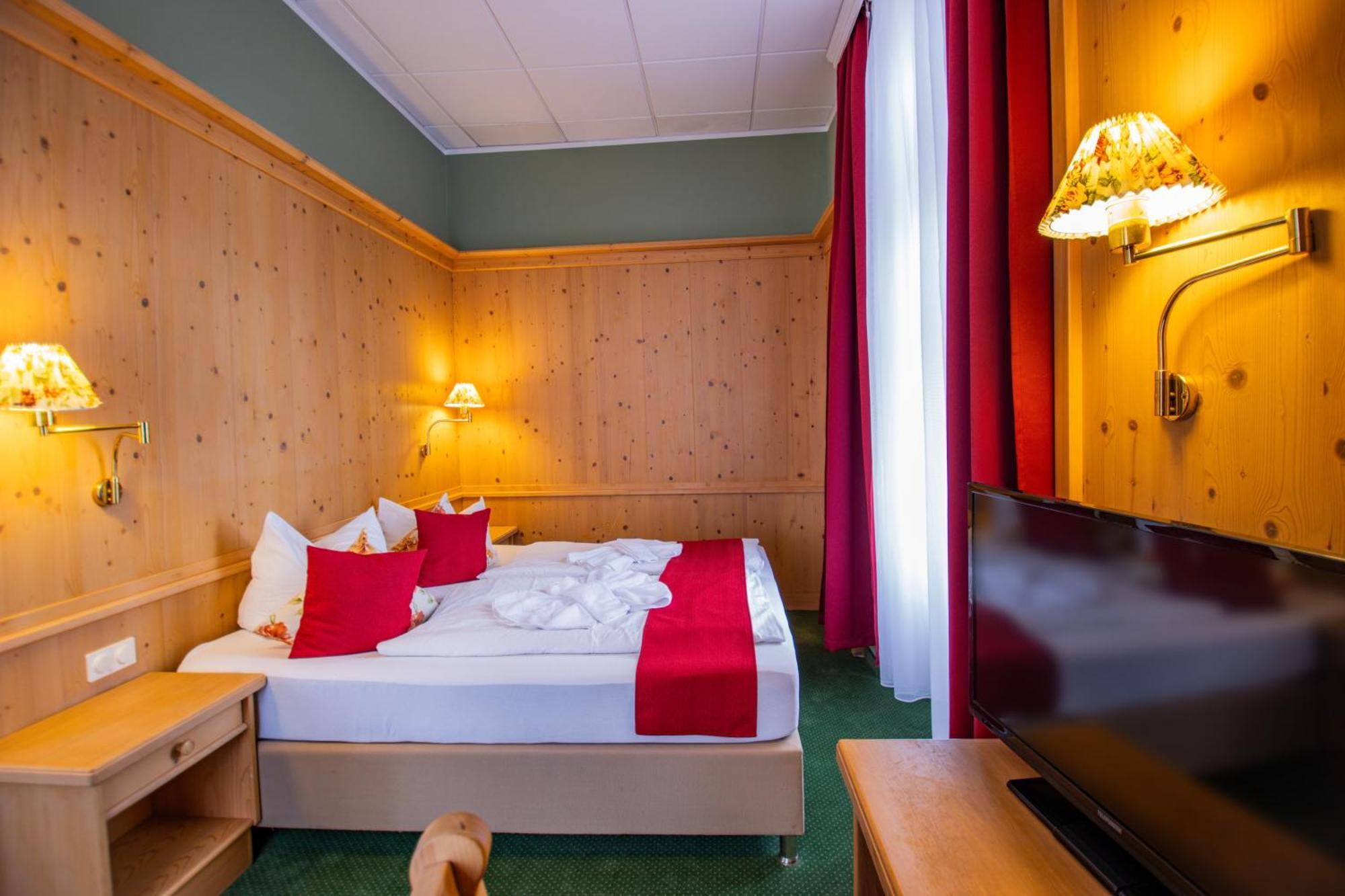 Hotel Schloss Nebra Esterno foto
