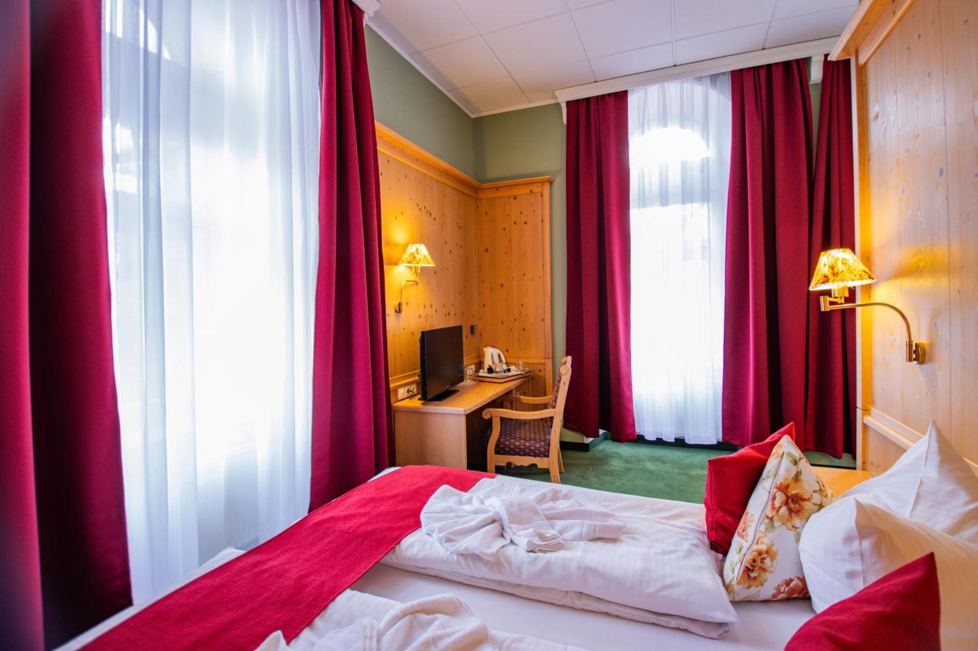 Hotel Schloss Nebra Esterno foto