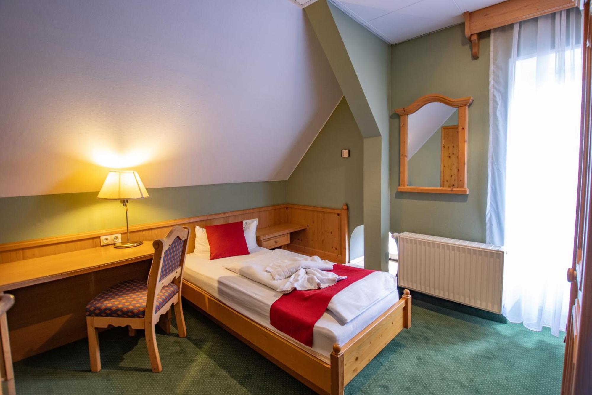 Hotel Schloss Nebra Esterno foto